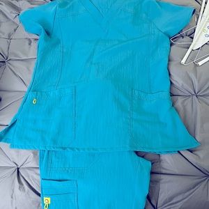 Womens scrub set